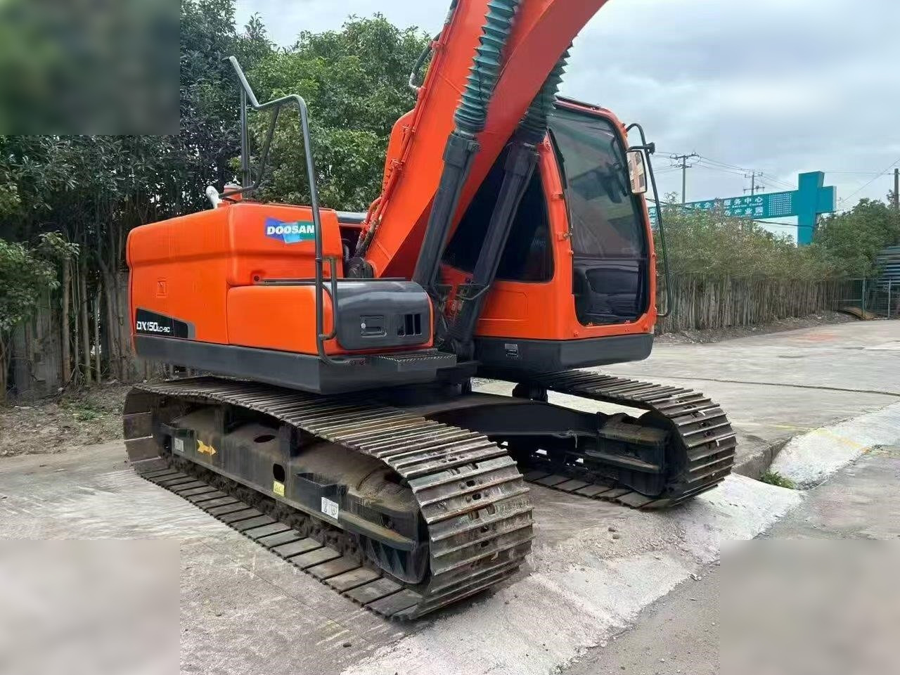 DOOSAN DX150W-9C - Ekskavator perayap: gambar 1 DOOSAN DX150W-9C - Ekskavator perayap: gambar 1