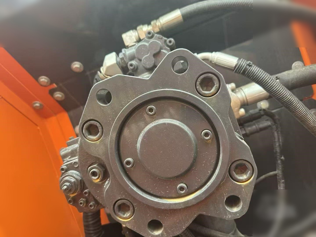 DOOSAN DX225 LC-9C - Ekskavator perayap: gambar 3 DOOSAN DX225 LC-9C - Ekskavator perayap: gambar 3