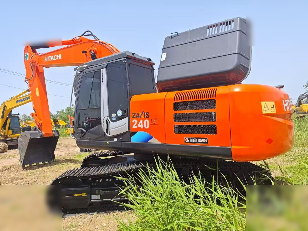 HITACHI ZX240 - Ekskavator perayap: gambar 4 HITACHI ZX240 - Ekskavator perayap: gambar 4
