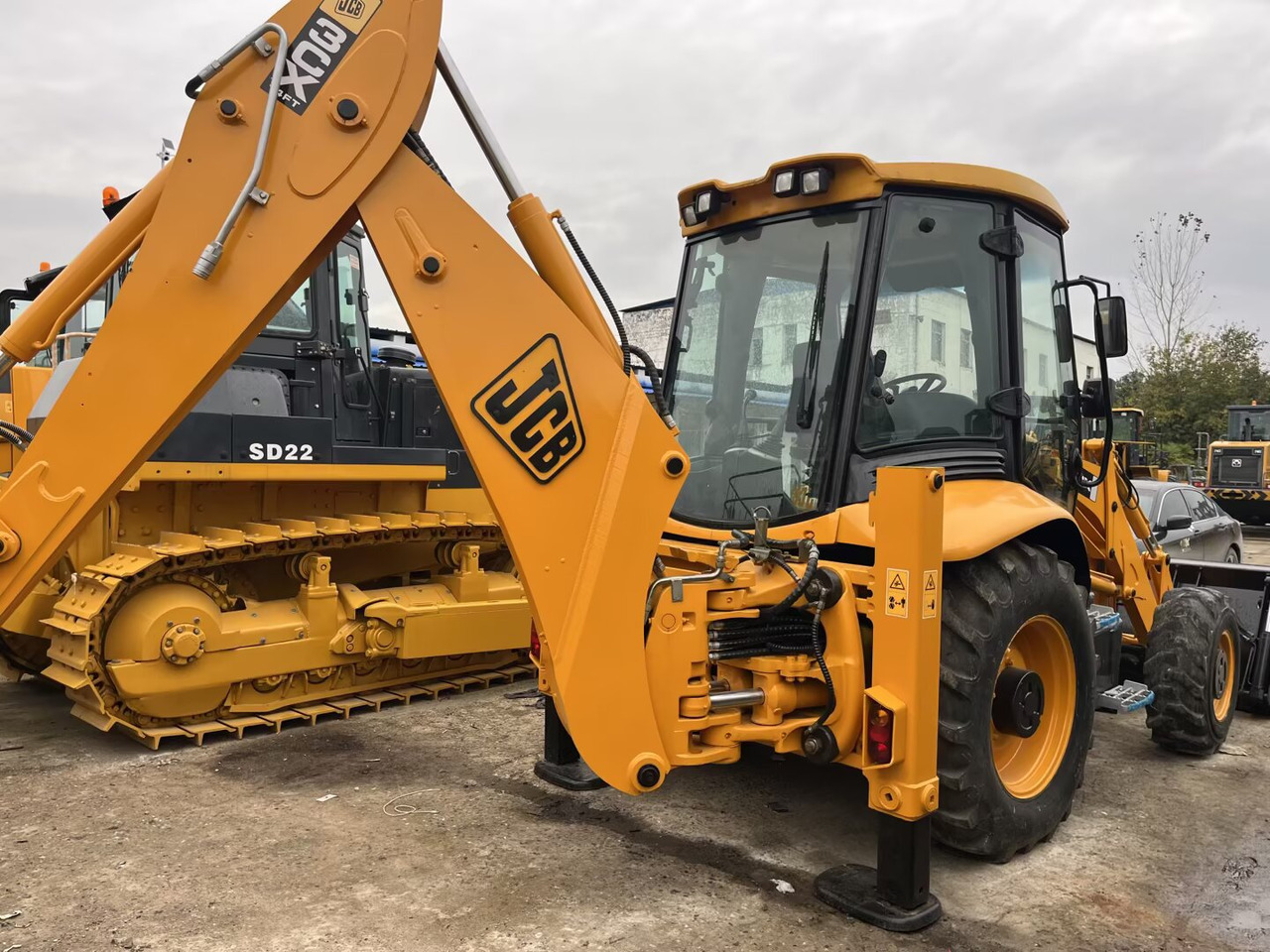 JCB - Backhoe loader: gambar 3 JCB - Backhoe loader: gambar 3