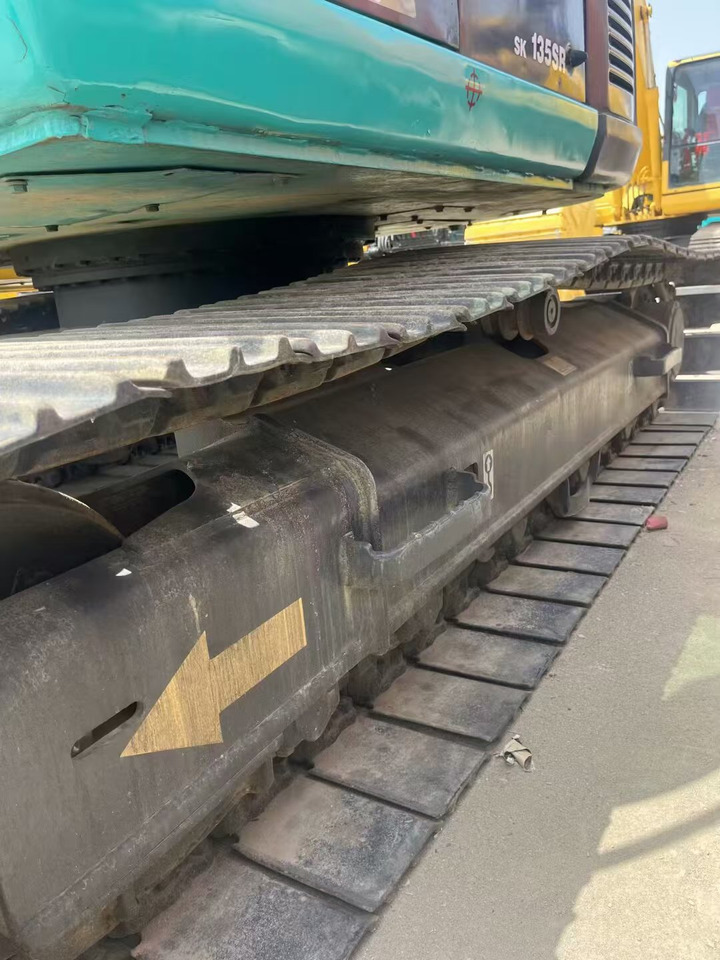 KOBELCO 135SR - Ekskavator perayap: gambar 3 KOBELCO 135SR - Ekskavator perayap: gambar 3