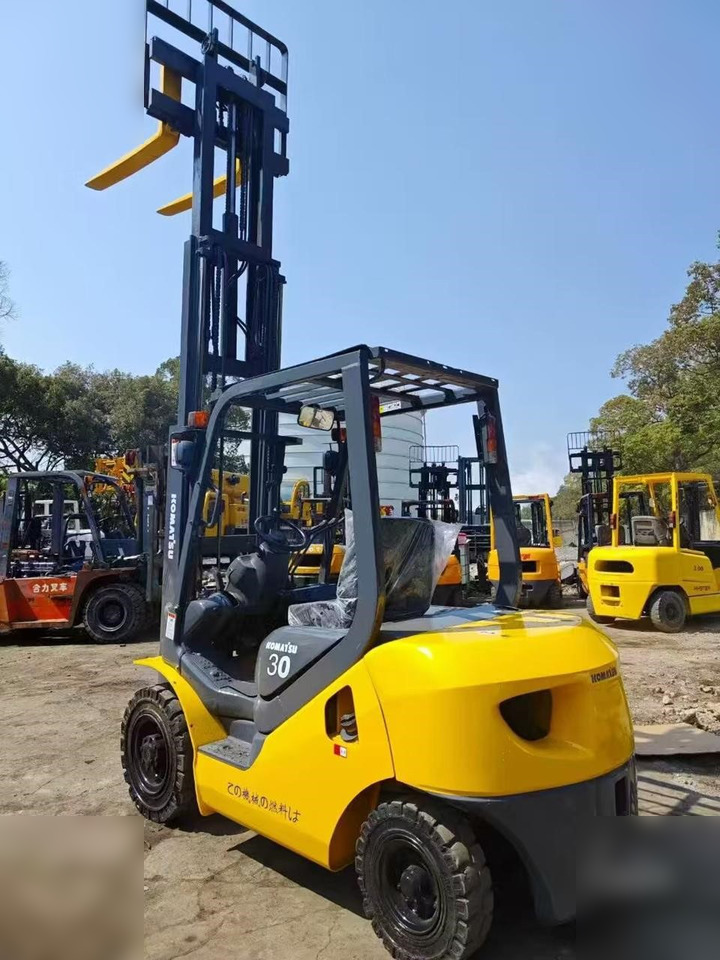 KOMATSU FD30-7 - Forklift LPG: gambar 5 KOMATSU FD30-7 - Forklift LPG: gambar 5