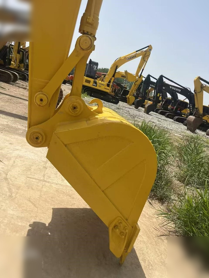 KOMATSU PC160 LC-7 - Ekskavator perayap: gambar 4 KOMATSU PC160 LC-7 - Ekskavator perayap: gambar 4