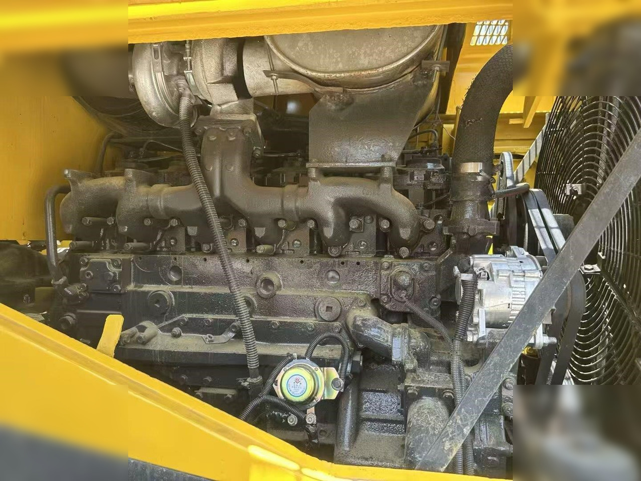 KOMATSU WA470-3 - Wheel loader: gambar 2 KOMATSU WA470-3 - Wheel loader: gambar 2