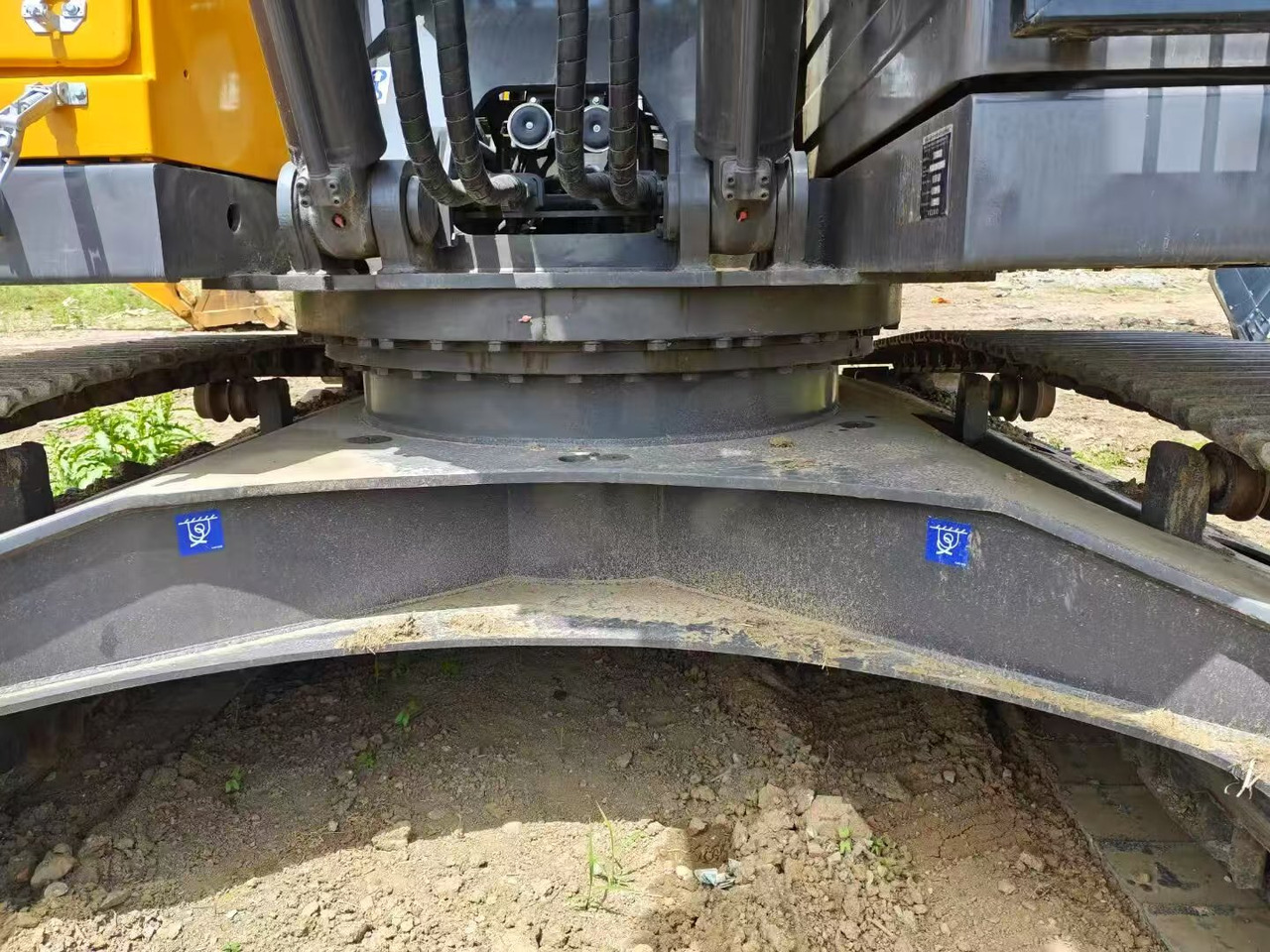 LONKING 885 - Wheel loader: gambar 4 LONKING 885 - Wheel loader: gambar 4