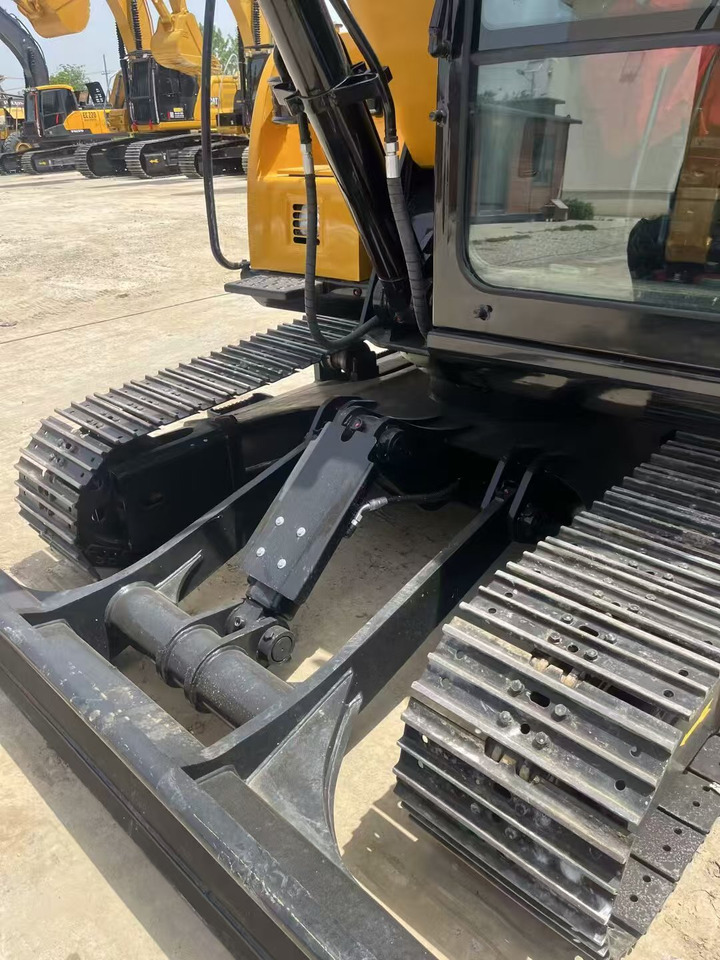 SANY SY95c-9 - Ekskavator perayap: gambar 2 SANY SY95c-9 - Ekskavator perayap: gambar 2