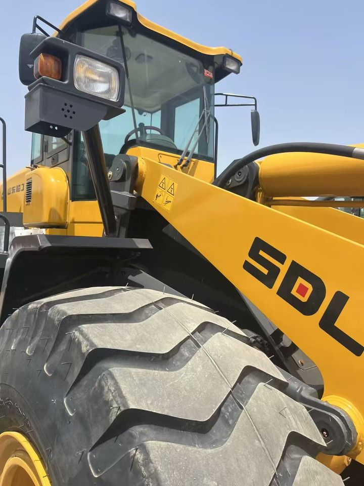 Wheel loader SDLG 958F: gambar 9 Wheel loader SDLG 958F: gambar 9