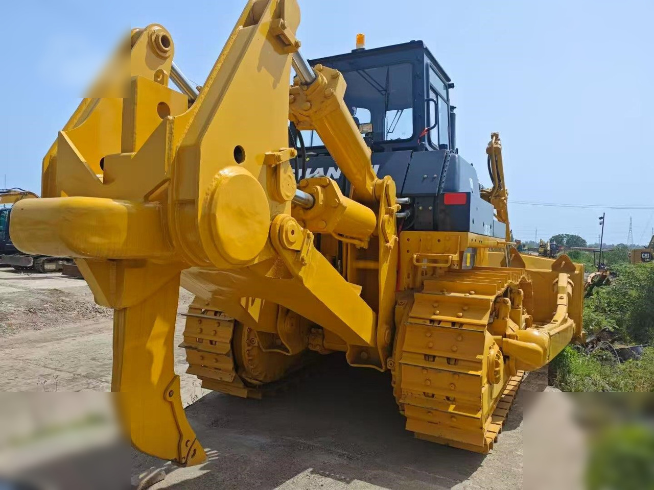 SHANTUI SD32 - Bulldozer: gambar 3 SHANTUI SD32 - Bulldozer: gambar 3