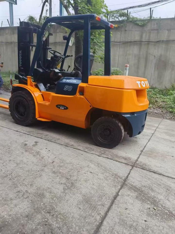 TOYATA 5-TON - Lift tiang vertikal: gambar 3 TOYATA 5-TON - Lift tiang vertikal: gambar 3