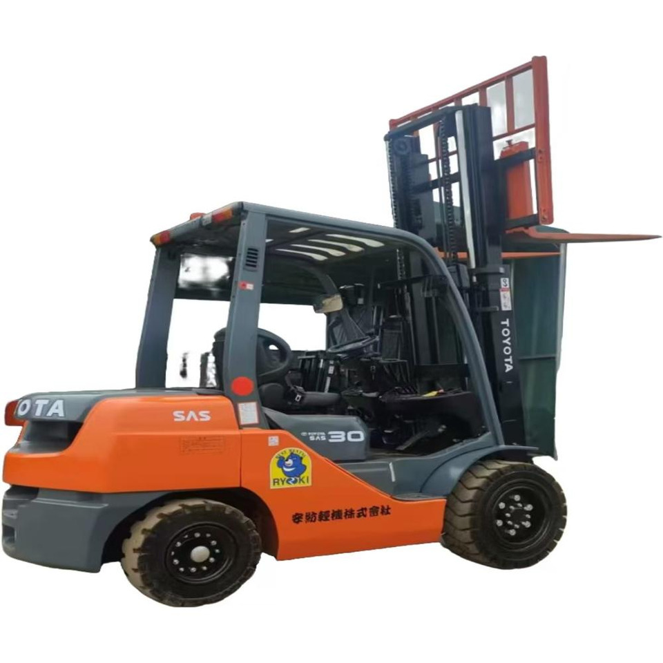 Toyata 3-ton - Lift tiang vertikal: gambar 1 Toyata 3-ton - Lift tiang vertikal: gambar 1