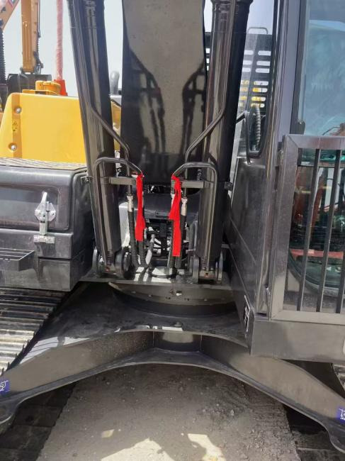 Ekskavator perayap VOLVO EC140: gambar 8 Ekskavator perayap VOLVO EC140: gambar 8