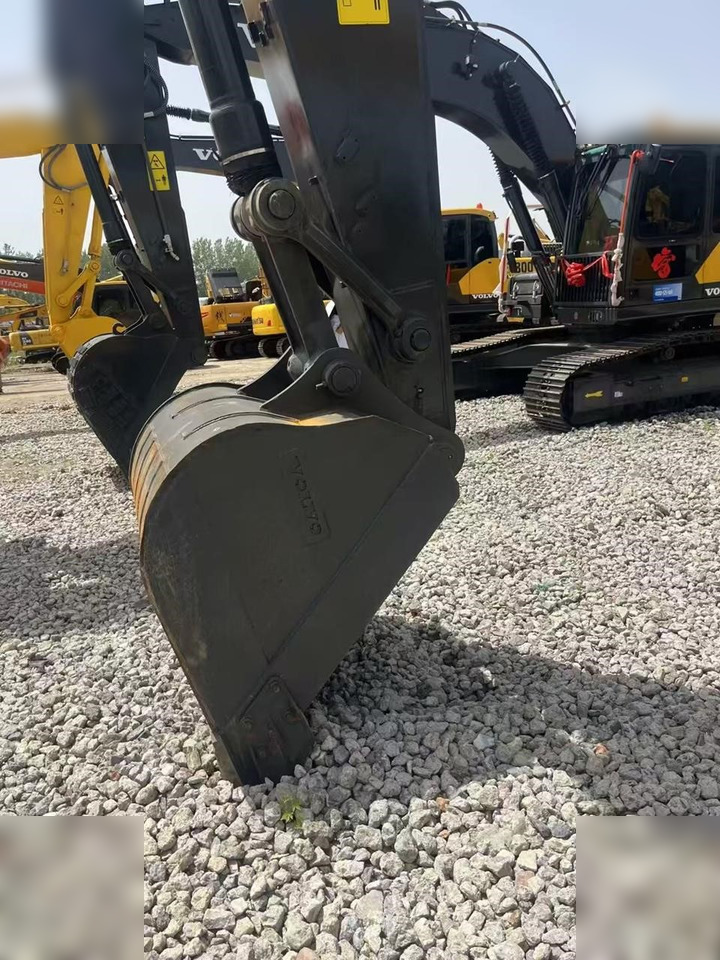 VOLVO EC240 - Ekskavator perayap: gambar 3 VOLVO EC240 - Ekskavator perayap: gambar 3