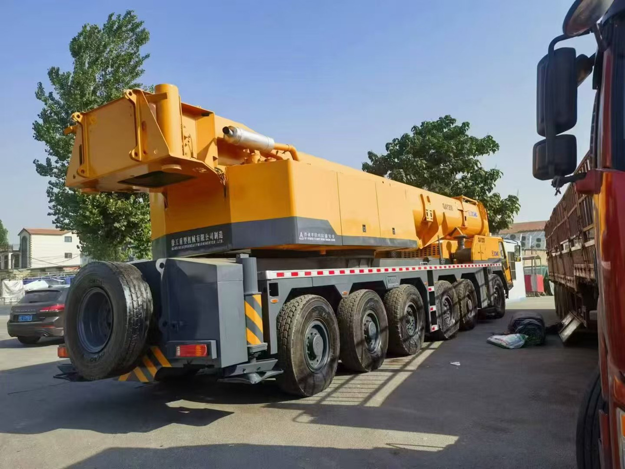 XCMG 200-TON - Derek bergerak: gambar 5 XCMG 200-TON - Derek bergerak: gambar 5