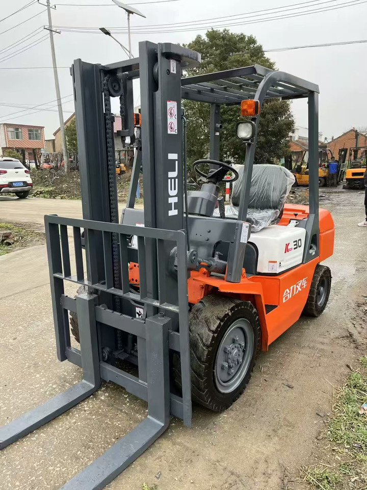 Heli 3-ton - Forklift: gambar 3 Heli 3-ton - Forklift: gambar 3