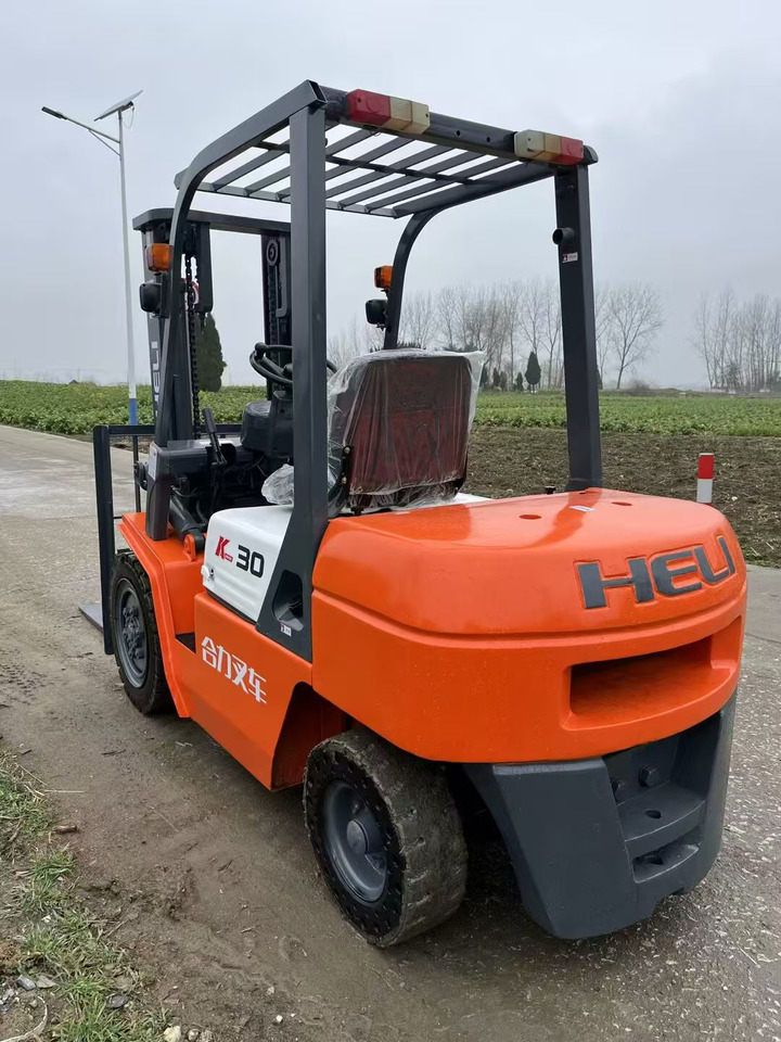 Heli 3-ton - Forklift: gambar 1 Heli 3-ton - Forklift: gambar 1