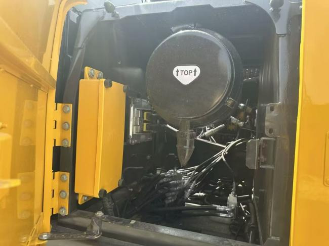 Ekskavator perayap volvo EC300: gambar 12