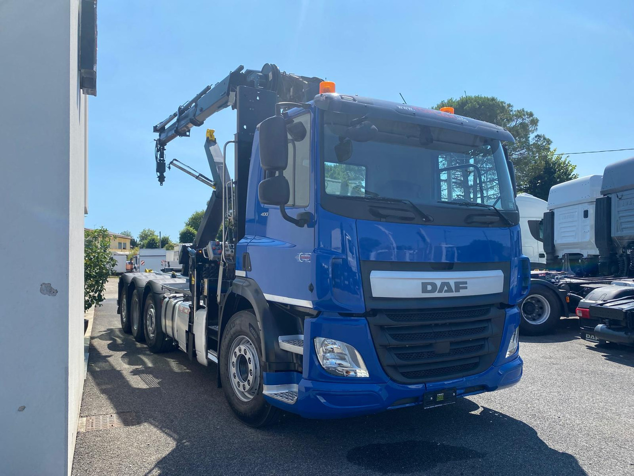 DAF CF 400 - Pengangkut kontainer/ Container truck: gambar 5 DAF CF 400 - Pengangkut kontainer/ Container truck: gambar 5