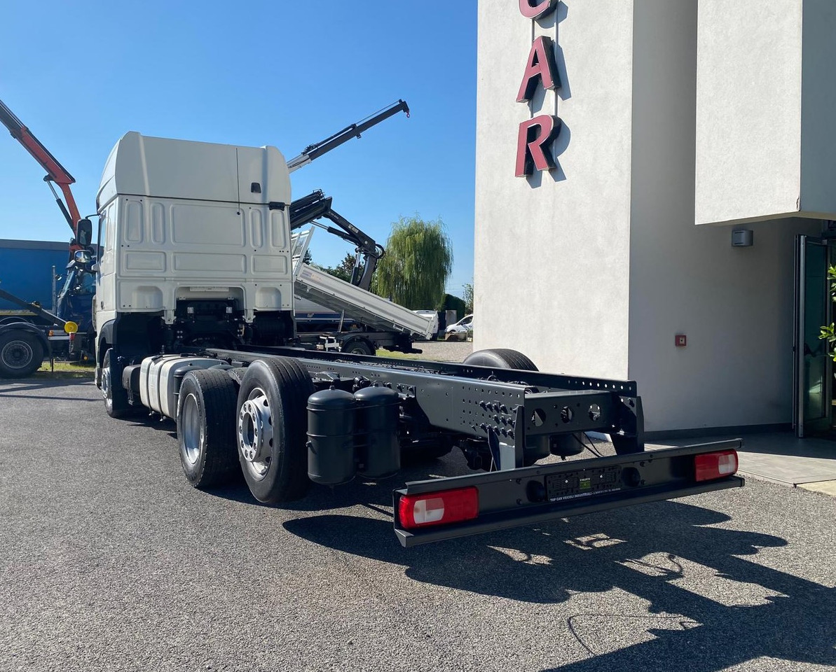 DAF XF 480 - Truk sasis: gambar 4 DAF XF 480 - Truk sasis: gambar 4