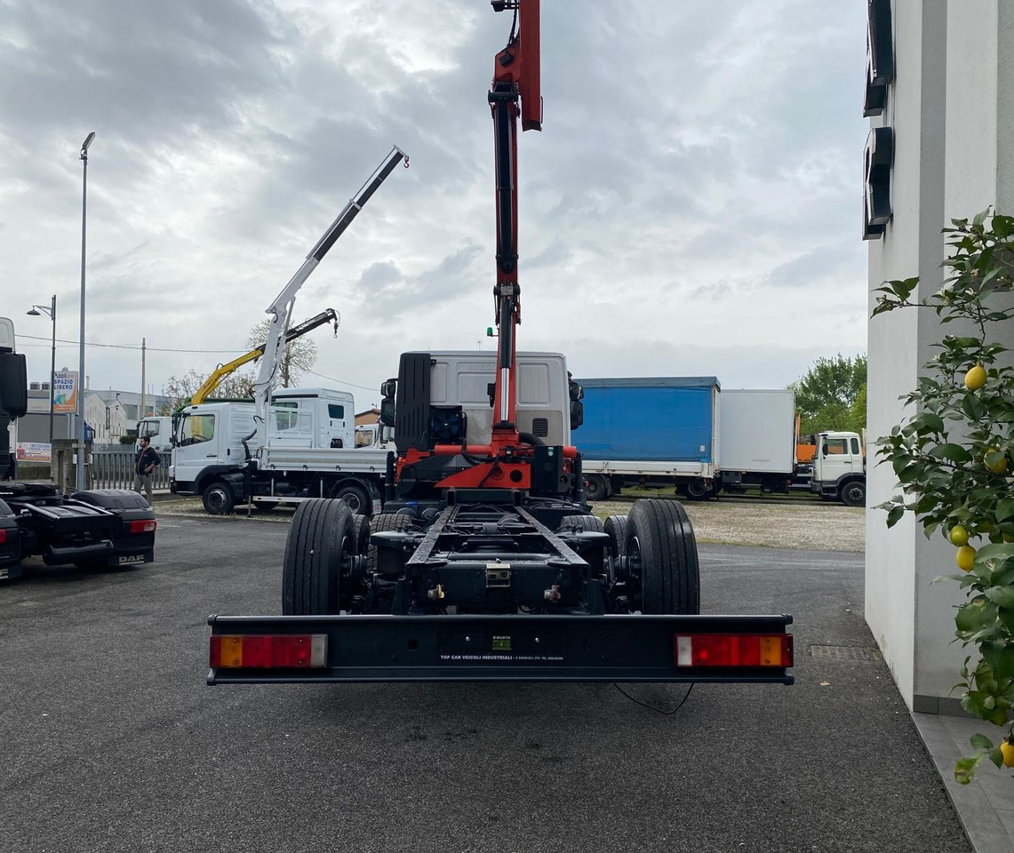 IVECO AT260S33 - Truk derek: gambar 3 IVECO AT260S33 - Truk derek: gambar 3