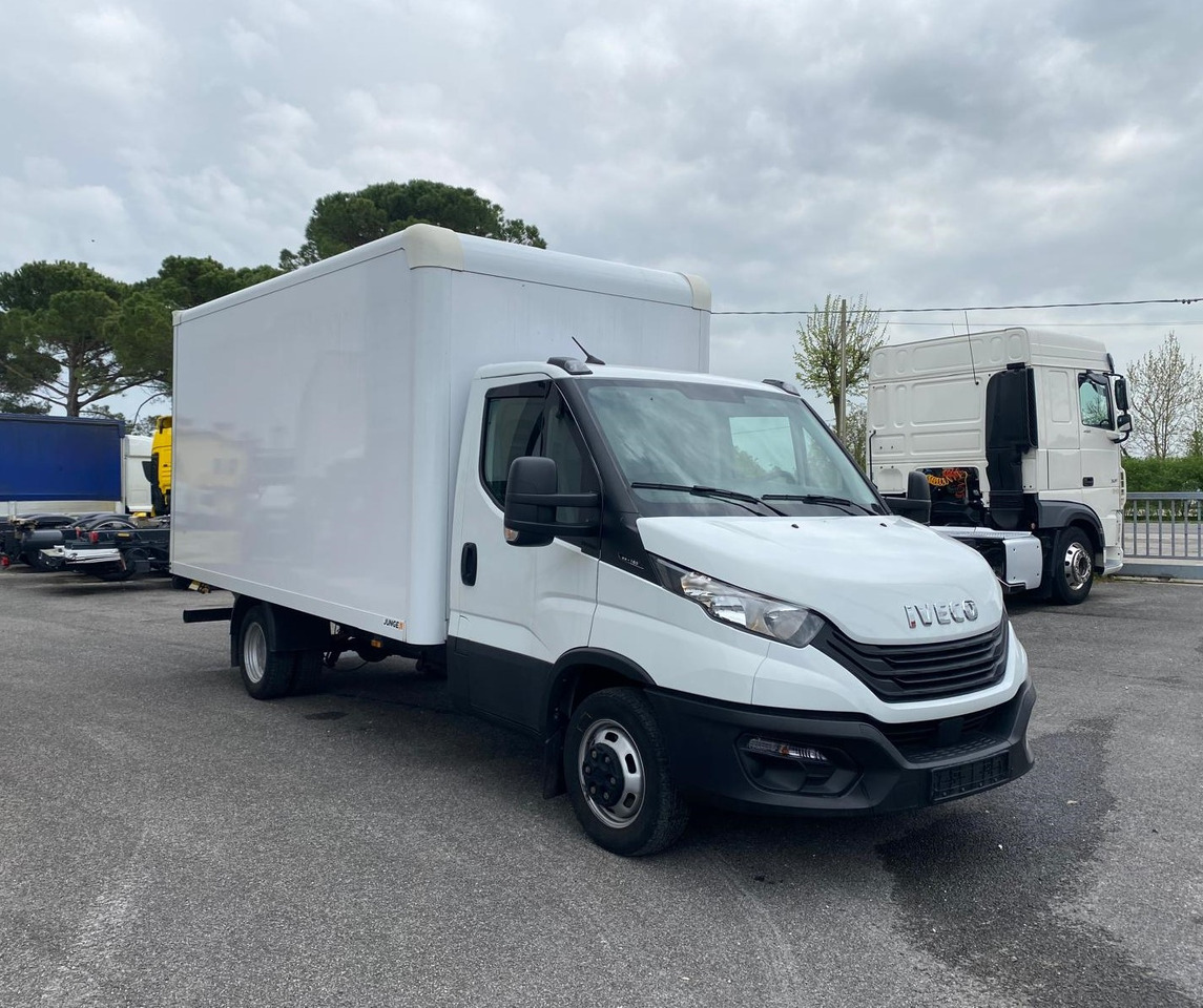 IVECO DAILY 35C16 - Van panel: gambar 2 IVECO DAILY 35C16 - Van panel: gambar 2