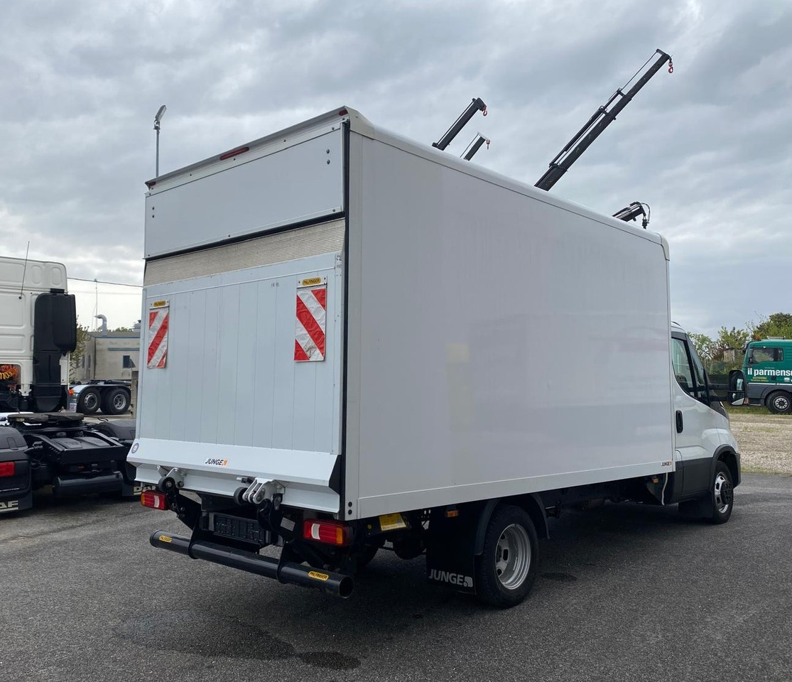 IVECO DAILY 35C16 - Van panel: gambar 3 IVECO DAILY 35C16 - Van panel: gambar 3