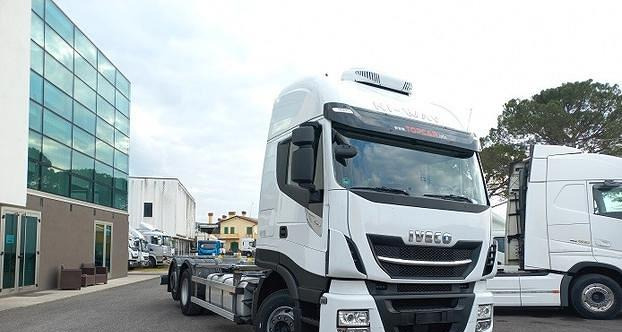IVECO STRALIS 480 2020 FULL PNEUMATICO EURO 6 - Pengangkut kontainer/ Container truck: gambar 4 IVECO STRALIS 480 2020 FULL PNEUMATICO EURO 6 - Pengangkut kontainer/ Container truck: gambar 4