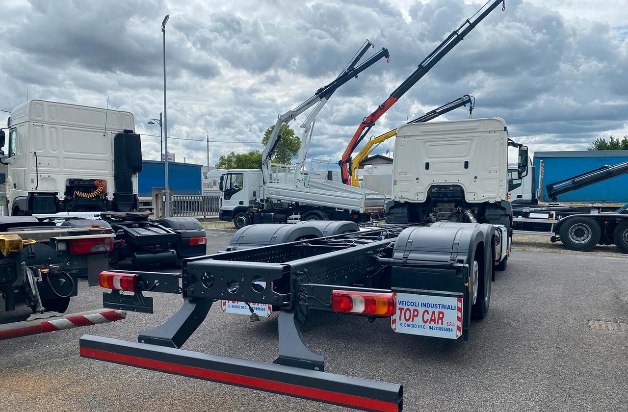 MERCEDES ANTOS 25.40 MOTRICE 3 ASSI TELAIO - Truk sasis: gambar 4 MERCEDES ANTOS 25.40 MOTRICE 3 ASSI TELAIO - Truk sasis: gambar 4