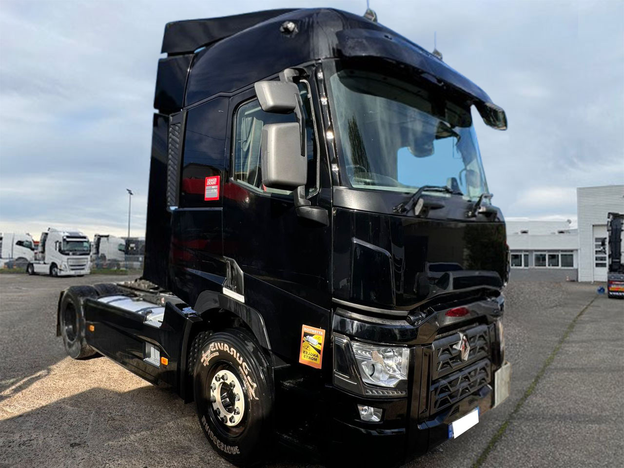 RENAULT T-480 - Tractor head: gambar 2 RENAULT T-480 - Tractor head: gambar 2