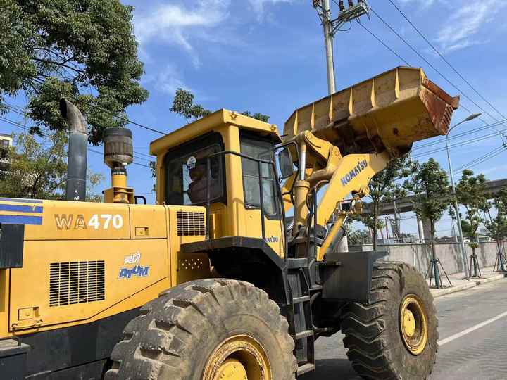 100% Original komatsu Wa470-3 Wheel Loader on Sale Used Japan Brand komatsu Wa380 470 Large Wheel Loader Export - Wheel loader: gambar 4 100% Original komatsu Wa470-3 Wheel Loader on Sale Used Japan Brand komatsu Wa380 470 Large Wheel Loader Export - Wheel loader: gambar 4