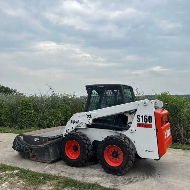 BOBCAT Brand Skid Loader S185 Used Machine Hot Sale - Wheel loader: gambar 1 BOBCAT Brand Skid Loader S185 Used Machine Hot Sale - Wheel loader: gambar 1