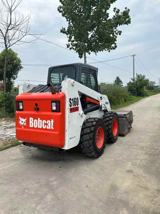 BOBCAT Brand Skid Loader S185 Used Machine Hot Sale - Wheel loader: gambar 5 BOBCAT Brand Skid Loader S185 Used Machine Hot Sale - Wheel loader: gambar 5