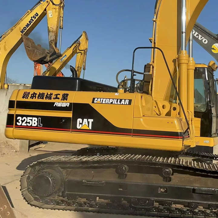 Cat325B Low Working Time CAT 320 325D 315D Excavator Caterpillar Used 25ton Cat325B Medium Size Digger - Ekskavator perayap: gambar 1 Cat325B Low Working Time CAT 320 325D 315D Excavator Caterpillar Used 25ton Cat325B Medium Size Digger - Ekskavator perayap: gambar 1