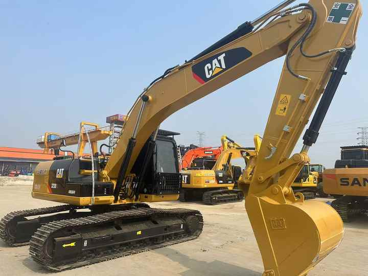Certified Pre-Owned CAT 323DL | Heavy-Duty Excavator for Mining/ Construction - Price Negotiable! - Ekskavator perayap: gambar 2 Certified Pre-Owned CAT 323DL | Heavy-Duty Excavator for Mining/ Construction - Price Negotiable! - Ekskavator perayap: gambar 2