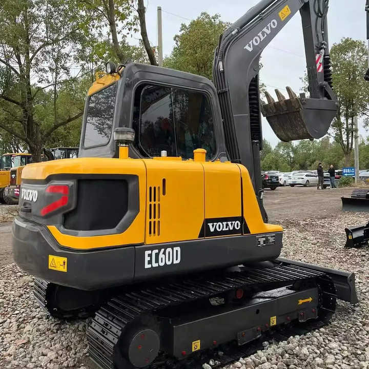 China Brand Used Volvo EC60D Mini Excavator 6ton Crawler Earth Digger Machine for Sale - Ekskavator mini: gambar 1 China Brand Used Volvo EC60D Mini Excavator 6ton Crawler Earth Digger Machine for Sale - Ekskavator mini: gambar 1