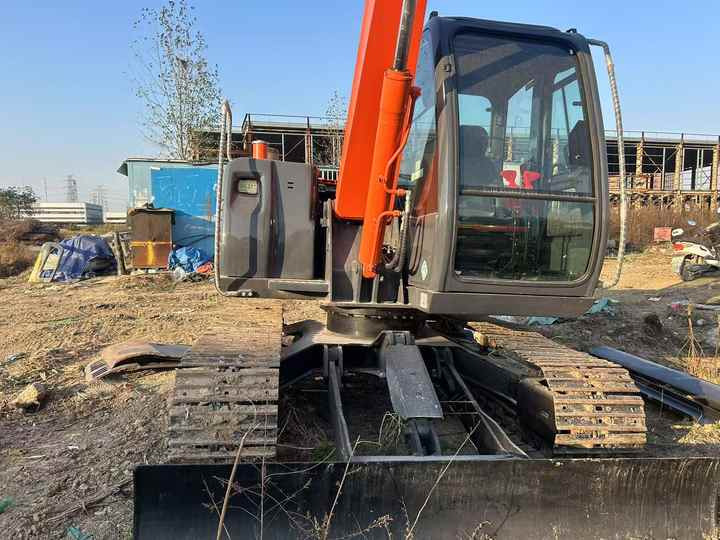 Original Japan Hitachi Used Zx55 Excavator for Sale Used Hitachi Zx60 Zx70 Hydraulic Excavator Hitachi Zaxis 55 Digger - Ekskavator mini: gambar 3 Original Japan Hitachi Used Zx55 Excavator for Sale Used Hitachi Zx60 Zx70 Hydraulic Excavator Hitachi Zaxis 55 Digger - Ekskavator mini: gambar 3