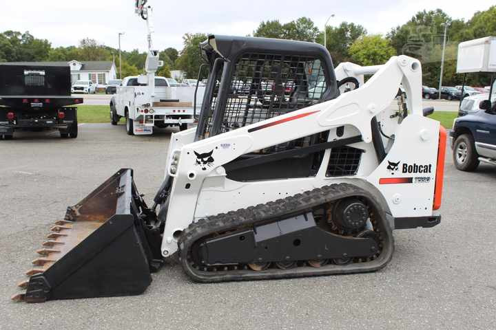Used Bobcat T590 UsedSkid Steer Loader with Good Condition for Sale S160 S300 S185 S330 - Skid steer: gambar 2 Used Bobcat T590 UsedSkid Steer Loader with Good Condition for Sale S160 S300 S185 S330 - Skid steer: gambar 2
