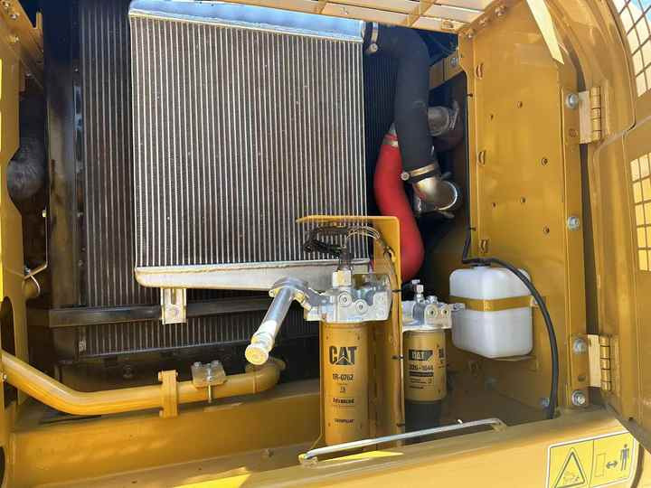 Ekskavator perayap Used Caterpillar 330D2L Crawler Excavator Foe Sale  Cat315 320 330 336 349 Excavator [ Copy ]: gambar 6