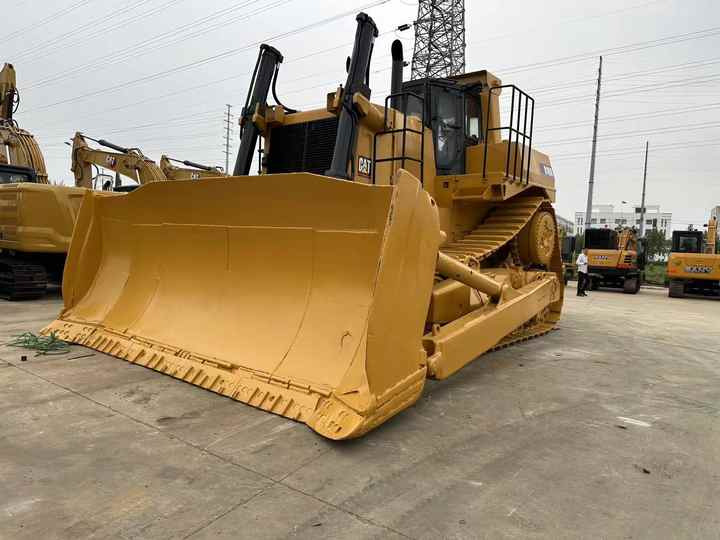 Used Caterpillar D10R Large Crawler Bulldozer Superior Performance Running Working Condition CAT D10R Bulldozer Hot Sale - Bulldozer: gambar 3 Used Caterpillar D10R Large Crawler Bulldozer Superior Performance Running Working Condition CAT D10R Bulldozer Hot Sale - Bulldozer: gambar 3