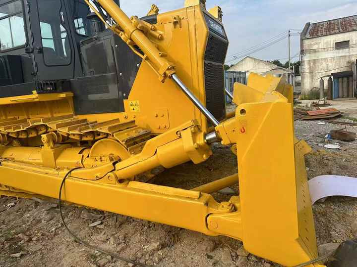Used China Brand Shantui Sd32 Bulldozer in Stock High Quality Shantui Sd16 22 32 Bulldozer for Sale - Bulldozer: gambar 3 Used China Brand Shantui Sd32 Bulldozer in Stock High Quality Shantui Sd16 22 32 Bulldozer for Sale - Bulldozer: gambar 3
