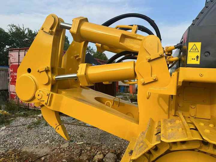 Used China Brand Shantui Sd32 Bulldozer in Stock High Quality Shantui Sd16 22 32 Bulldozer for Sale - Bulldozer: gambar 2 Used China Brand Shantui Sd32 Bulldozer in Stock High Quality Shantui Sd16 22 32 Bulldozer for Sale - Bulldozer: gambar 2