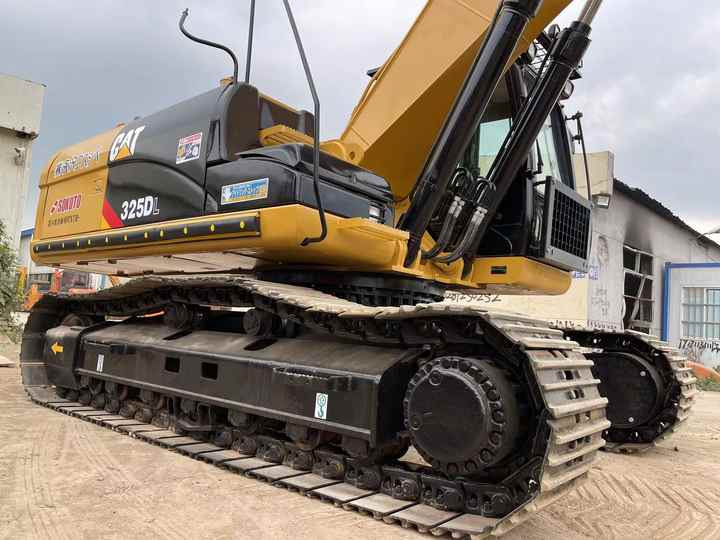 Used Digger CAT 325DL Construction Machinery Construction Digger Used CAT 325DL Cheap Excavator - Ekskavator perayap: gambar 3 Used Digger CAT 325DL Construction Machinery Construction Digger Used CAT 325DL Cheap Excavator - Ekskavator perayap: gambar 3