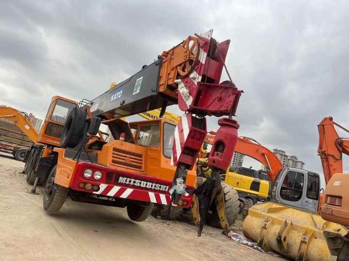 Used Heavy Construction Equipment kato 25 Tons Second Hand Mobile Crane Used Machine Hot Sale - Derek bergerak: gambar 4 Used Heavy Construction Equipment kato 25 Tons Second Hand Mobile Crane Used Machine Hot Sale - Derek bergerak: gambar 4