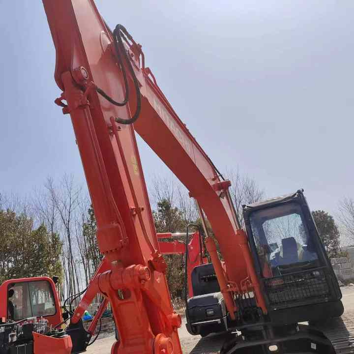 Used Hitachi ZX130 Excavator Japan Made Hitachi Used Excavator Zx120 Zx130 for Sale - Ekskavator perayap: gambar 4 Used Hitachi ZX130 Excavator Japan Made Hitachi Used Excavator Zx120 Zx130 for Sale - Ekskavator perayap: gambar 4