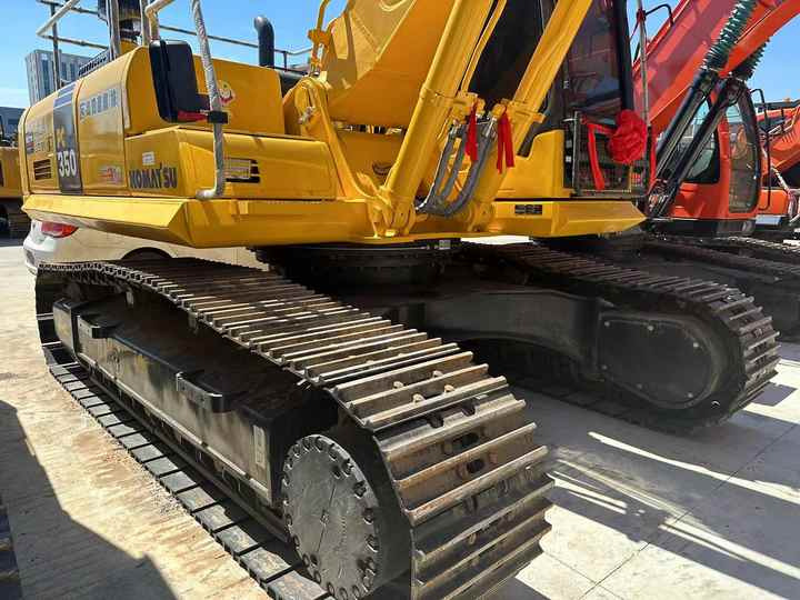 Used Japan Brand komatsu Pc350-7 with High Quality Used Engineering & Construction Machinery - Ekskavator perayap: gambar 3 Used Japan Brand komatsu Pc350-7 with High Quality Used Engineering & Construction Machinery - Ekskavator perayap: gambar 3