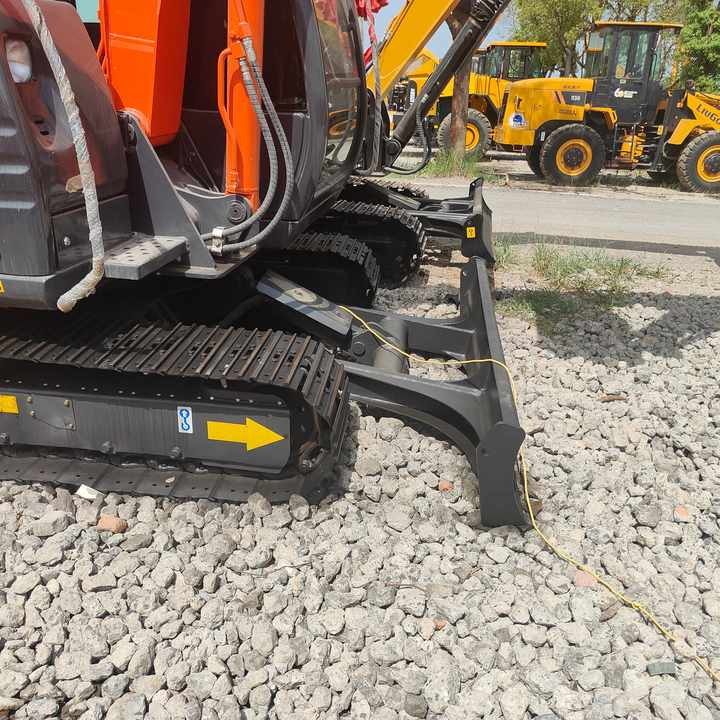 Used Original Japan Brand Hitachi Zx60 Excavator for Sale - Ekskavator perayap: gambar 4 Used Original Japan Brand Hitachi Zx60 Excavator for Sale - Ekskavator perayap: gambar 4