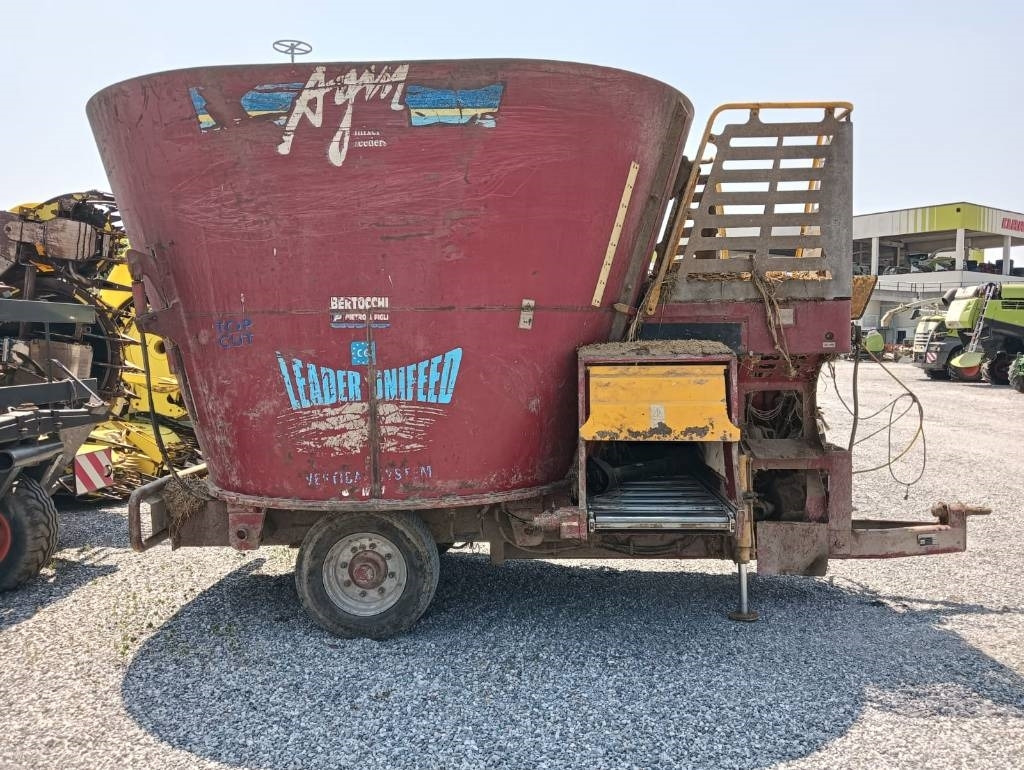 AGM W14 MC - Mixer-pengumpan: gambar 5 AGM W14 MC - Mixer-pengumpan: gambar 5