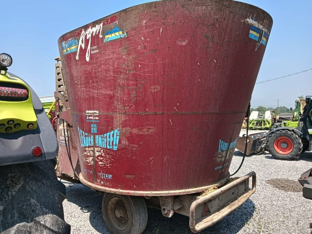 AGM W14 MC - Mixer-pengumpan: gambar 4 AGM W14 MC - Mixer-pengumpan: gambar 4