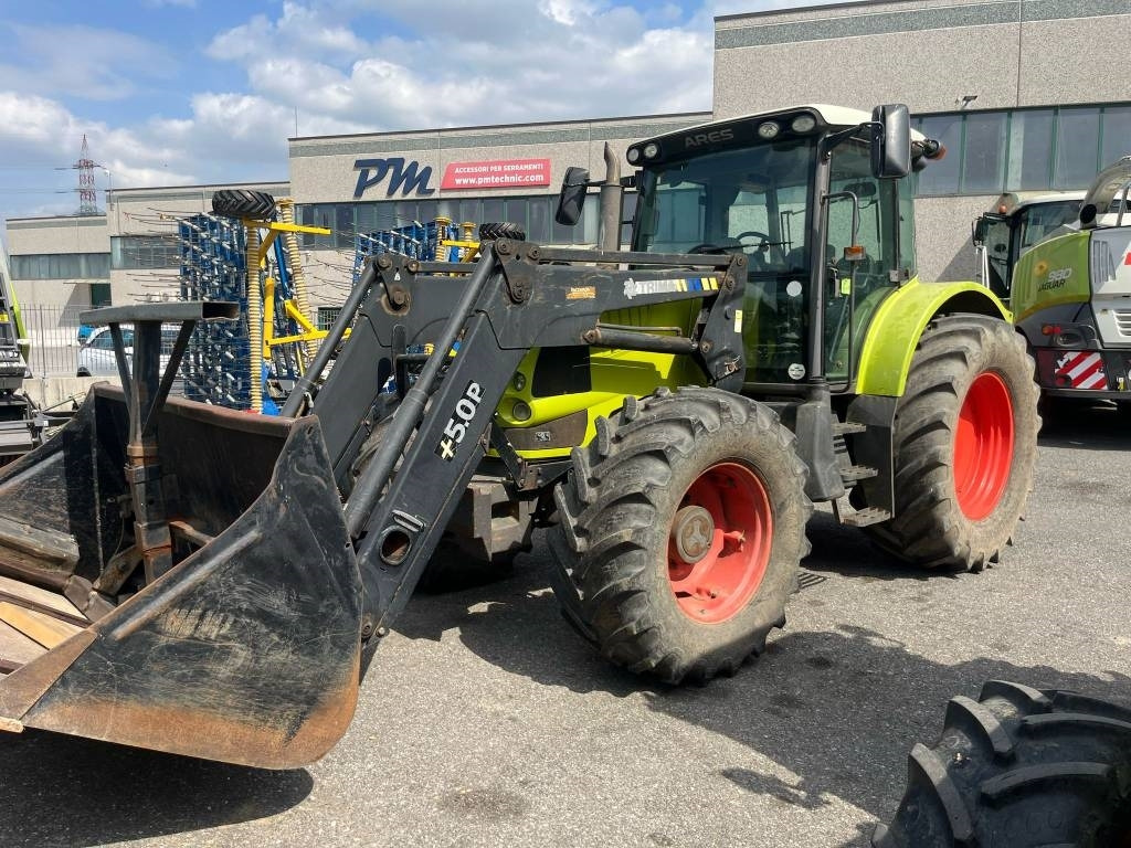 Claas Ares 697 - Traktor: gambar 1 Claas Ares 697 - Traktor: gambar 1