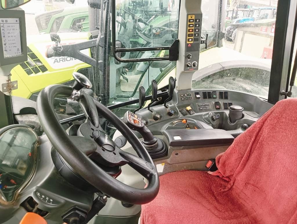 Claas Arion 460 - Traktor: gambar 2 Claas Arion 460 - Traktor: gambar 2