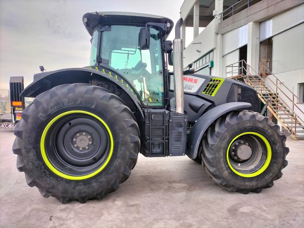 Claas Axion 810 - Traktor: gambar 4 Claas Axion 810 - Traktor: gambar 4
